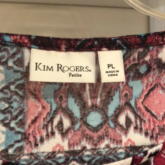 Kim Rogers 3/4 Sleeve Top. New - Picture 14 of 16